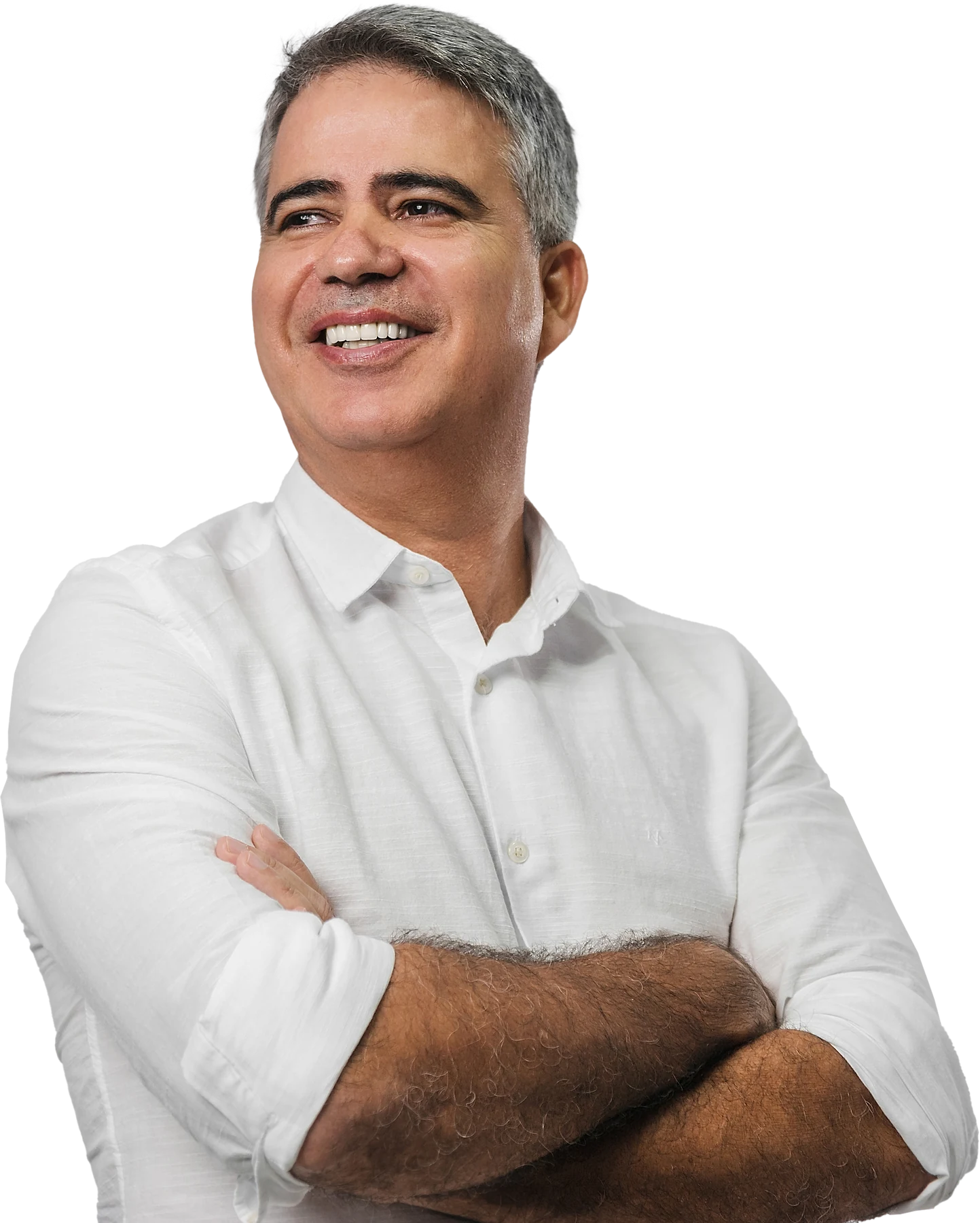 Miro Vilarim em meio à comunidade